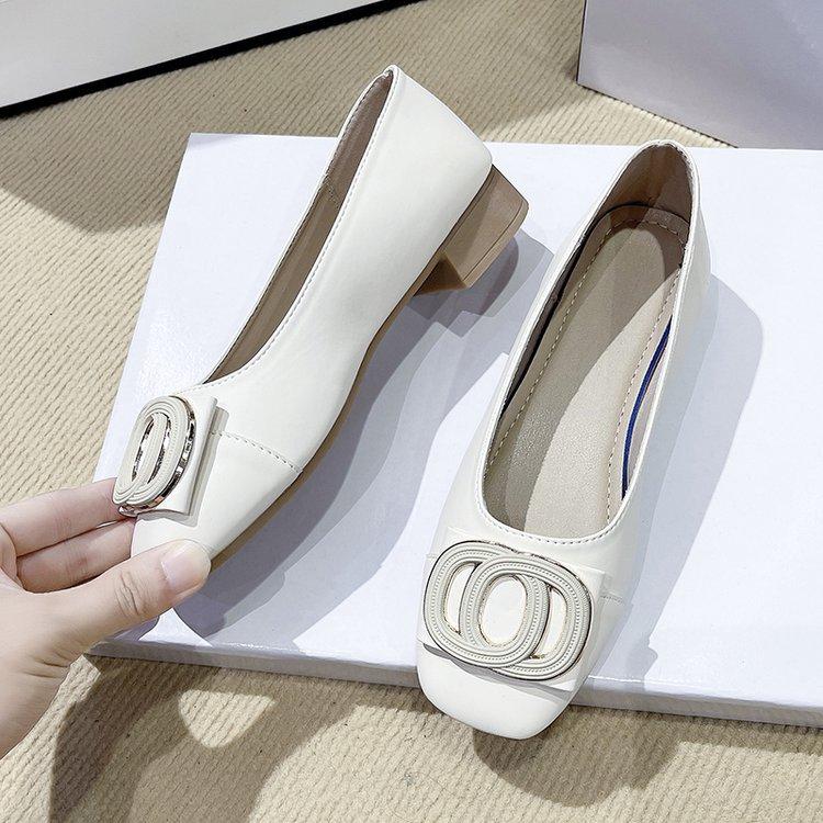 Single shoes spring and summer new soft leather grandma shoes retro flat mother shoes shallow beanie lazy shoes 40
Single shoes spring and summer new soft leather grandma shoes retro flat mother shoes shallow beanie lazy shoes 40