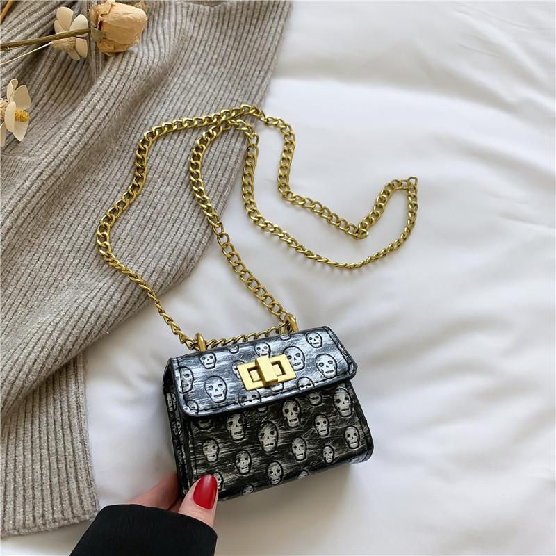 Trendy Chic Women s Chain Bag In Black Pink Green Scorpion Purple Skull Black Skull
Trendy Chic Women s Chain Bag In Black Pink Green Scorpion Purple Skull Black Skull