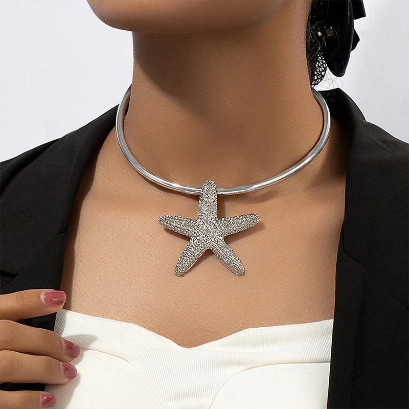Metal Tube Star Necklace For Women Chokers Holiday Accessories Fashion Jewelry Gifts Trendy New Styles Jewellery Accessories
Metal Tube Star Necklace For Women Chokers Holiday Accessories Fashion Jewelry Gifts Trendy New Styles Jewellery Accessories