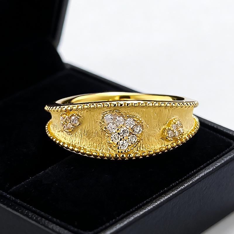 Luoxi Temple Jewelry 2026 S925 Sterling Silver Gold-Plated Brushed Gourd Ring - Retro New Chinese High-End Autumn/Winter Collection. Size 5
Luoxi Temple Jewelry 2026 S925 Sterling Silver Gold-Plated Brushed Gourd Ring - Retro New Chinese High-End Autumn/Winter Collection. Size 5