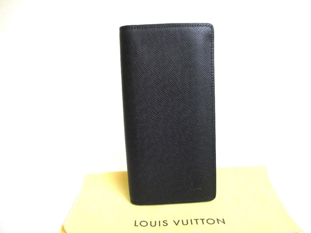 Автентичний LOUIS VUITTON Ardoise Taiga Leather Flap Bill Wallet Portefeuille Long #a563 Refurbished
Автентичний LOUIS VUITTON Ardoise Taiga Leather Flap Bill Wallet Portefeuille Long #a563 Refurbished