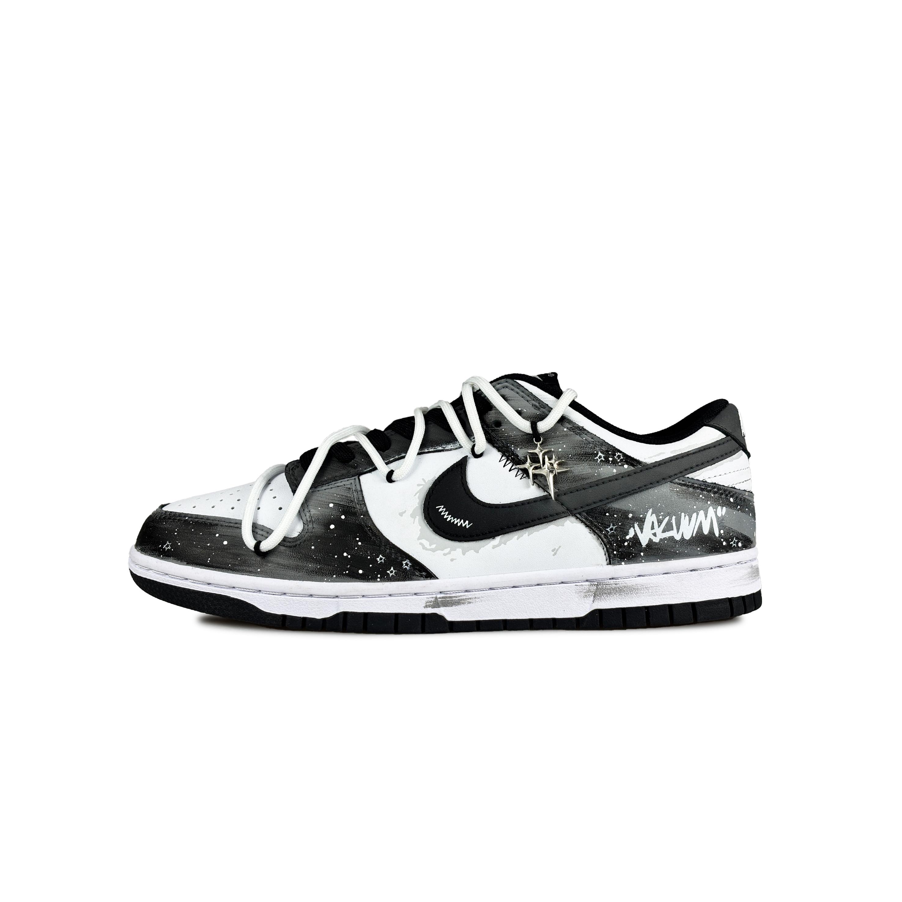 Nike Dunk Memory Fragment Abrasion Resistant Low top Skateboard Shoes Unisex Black White HF5441-100(Team619-) 36.5
Nike Dunk Memory Fragment Abrasion Resistant Low top Skateboard Shoes Unisex Black White HF5441-100(Team619-) 36.5