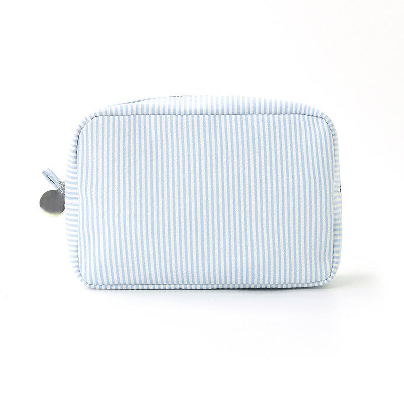 Contrast Color Striped Cosmetic Bag for Women Daily Casual Soft Zipper Makeup Storage Bag Portable Travel Outdoor Toiletry Bags синій
Contrast Color Striped Cosmetic Bag for Women Daily Casual Soft Zipper Makeup Storage Bag Portable Travel Outdoor Toiletry Bags синій