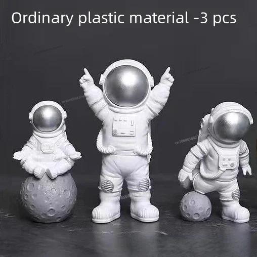 1set Astronaut Figure Statue Figurine Spaceman Sculpture Educational Toy Desktop Home Decoration Astronaut Model for Kids Gift
1set Astronaut Figure Statue Figurine Spaceman Sculpture Educational Toy Desktop Home Decoration Astronaut Model for Kids Gift