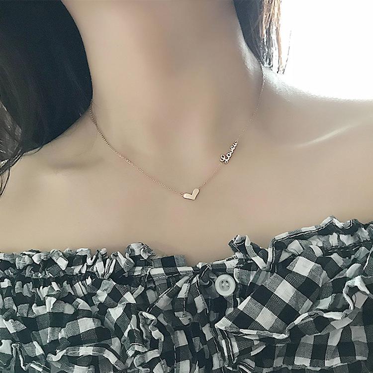 Irregular Heart-Shaped Love Short Necklace, Titanium Steel with Rose Gold Plating for Women розового золота
Irregular Heart-Shaped Love Short Necklace, Titanium Steel with Rose Gold Plating for Women розового золота