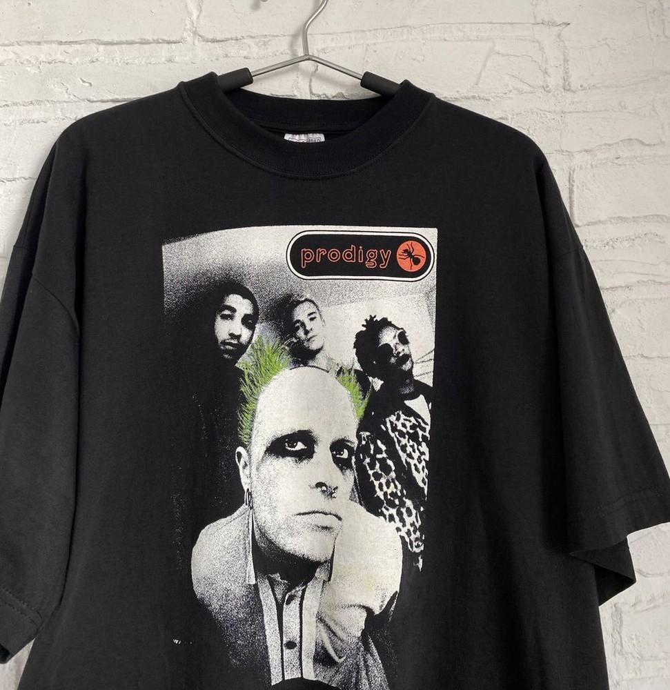Vintage 1997 The Prodigy Fat of The Land Black Unisex Tshirt Reprint KH14480 Unisex T-Shirt L
Vintage 1997 The Prodigy Fat of The Land Black Unisex Tshirt Reprint KH14480 Unisex T-Shirt L
