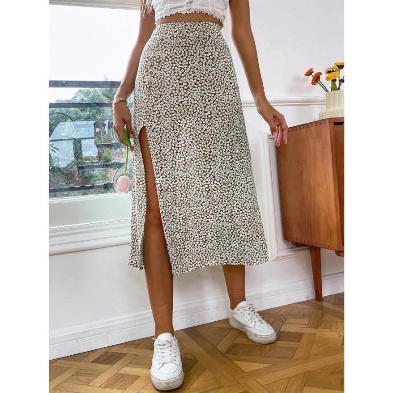 Женская юбка Полуюбка с цветочным принтом А-силуэта Женская длинная юбка со средней талией и запахом на бедрах M коричневый
Женская юбка Полуюбка с цветочным принтом А-силуэта Женская длинная юбка со средней талией и запахом на бедрах M коричневый