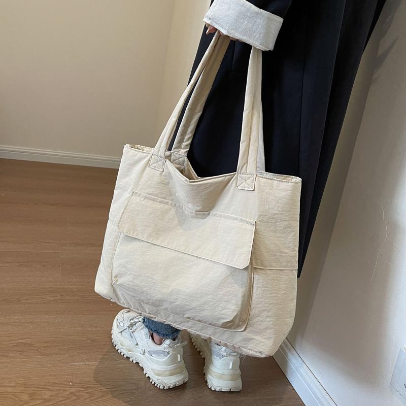 Canvas bag Premium tote bag design sense New printable logo Canvas bag Commuter large capacity
Canvas bag Premium tote bag design sense New printable logo Canvas bag Commuter large capacity