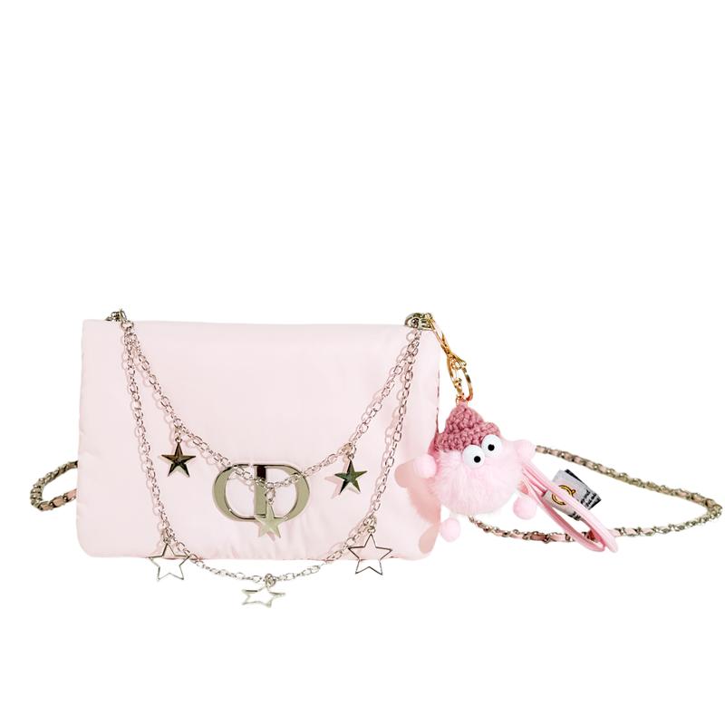 DIOR DIY Style Cosmetic Bag Pink Mist Star Chain Niche Cute Versatile Atmosphere Trendy Sweet Fashion Simple Classic Exquisite Girly Pendant розовый
DIOR DIY Style Cosmetic Bag Pink Mist Star Chain Niche Cute Versatile Atmosphere Trendy Sweet Fashion Simple Classic Exquisite Girly Pendant розовый