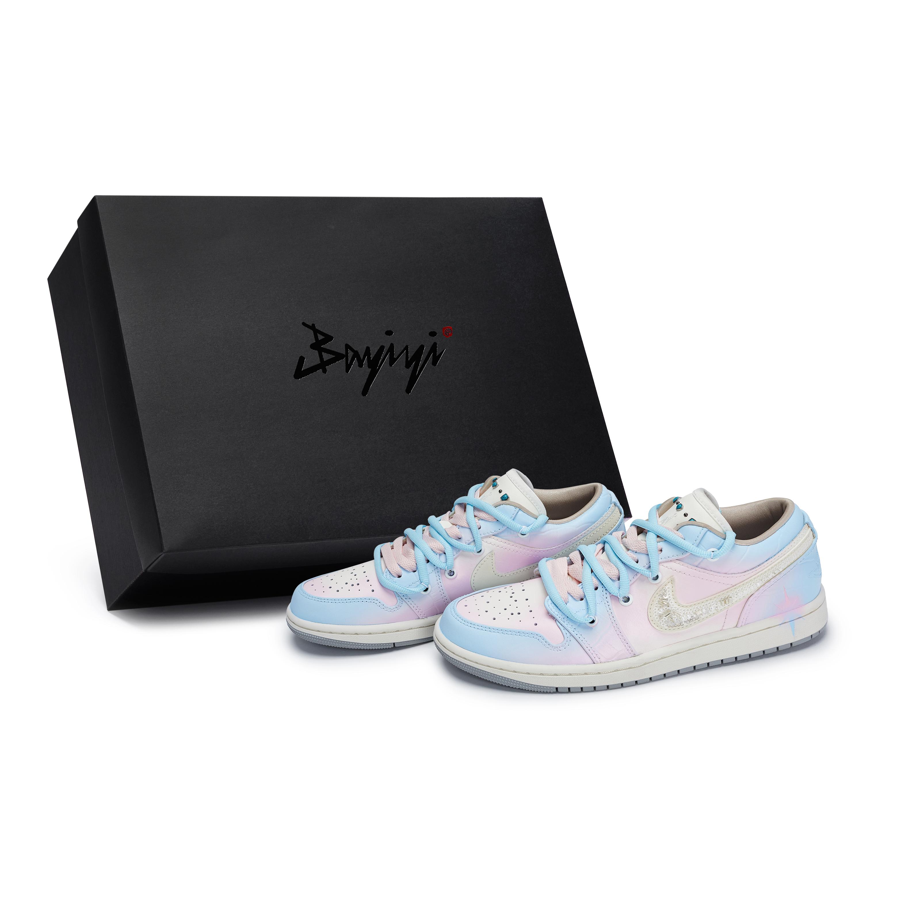 Jordan Air Jordan 1 Vintage Basketball Shoes Women s Low Top Pink/Blue IH7323-100(Team80-S-BOX) 38.5
Jordan Air Jordan 1 Vintage Basketball Shoes Women s Low Top Pink/Blue IH7323-100(Team80-S-BOX) 38.5