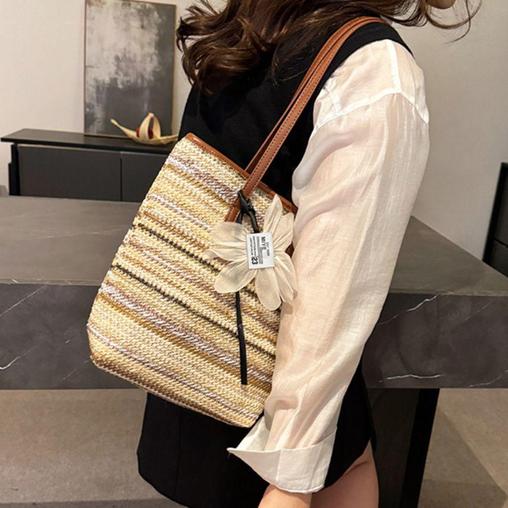 Elegant Crochet Underarm Bag Bohemian Style Summer Bucket Bag Simple Rainbow Woven Handbag Summer синій
Elegant Crochet Underarm Bag Bohemian Style Summer Bucket Bag Simple Rainbow Woven Handbag Summer синій