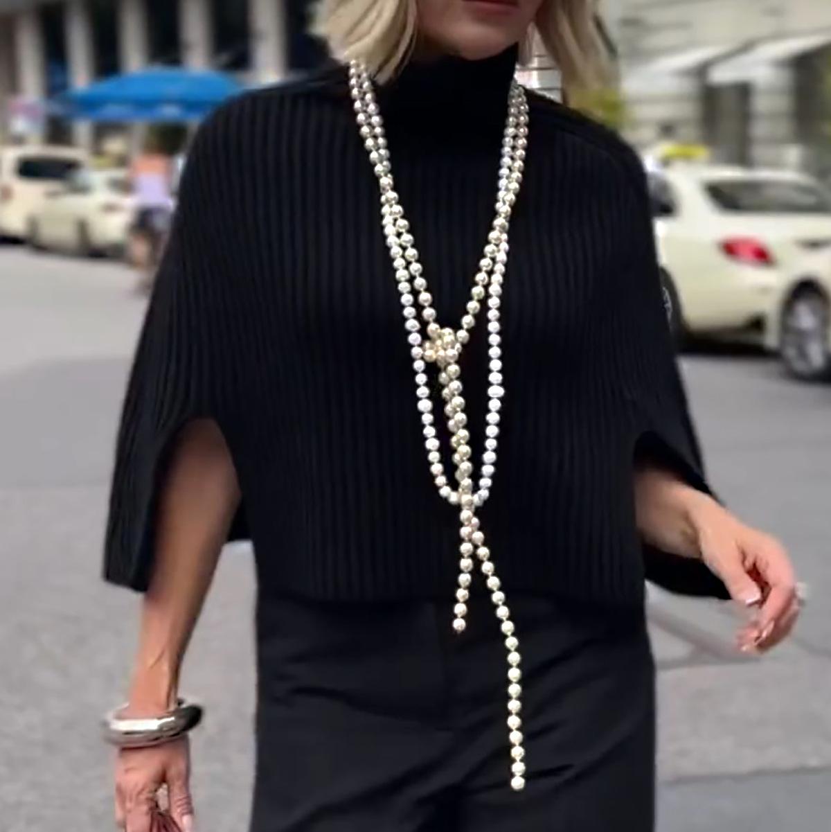 Street auction stacked wearing imitation pearl multi-layer long sweater chain, temperament beaded knotted fringed necklace women
Street auction stacked wearing imitation pearl multi-layer long sweater chain, temperament beaded knotted fringed necklace women
