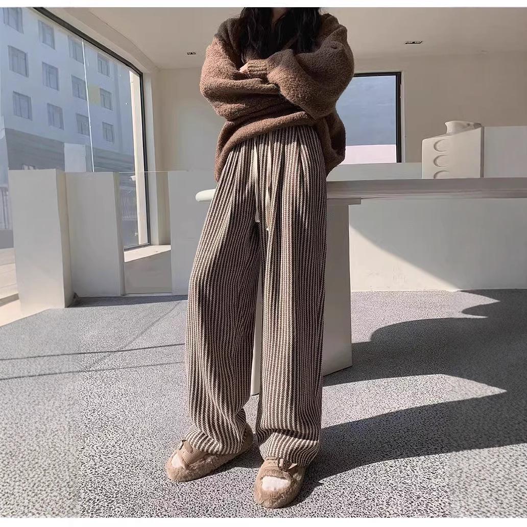 Women s High Waist Vertical Stripe Woolen Wide Leg Pants - Petite 145cm XL (121-130 jin)
Women s High Waist Vertical Stripe Woolen Wide Leg Pants - Petite 145cm XL (121-130 jin)