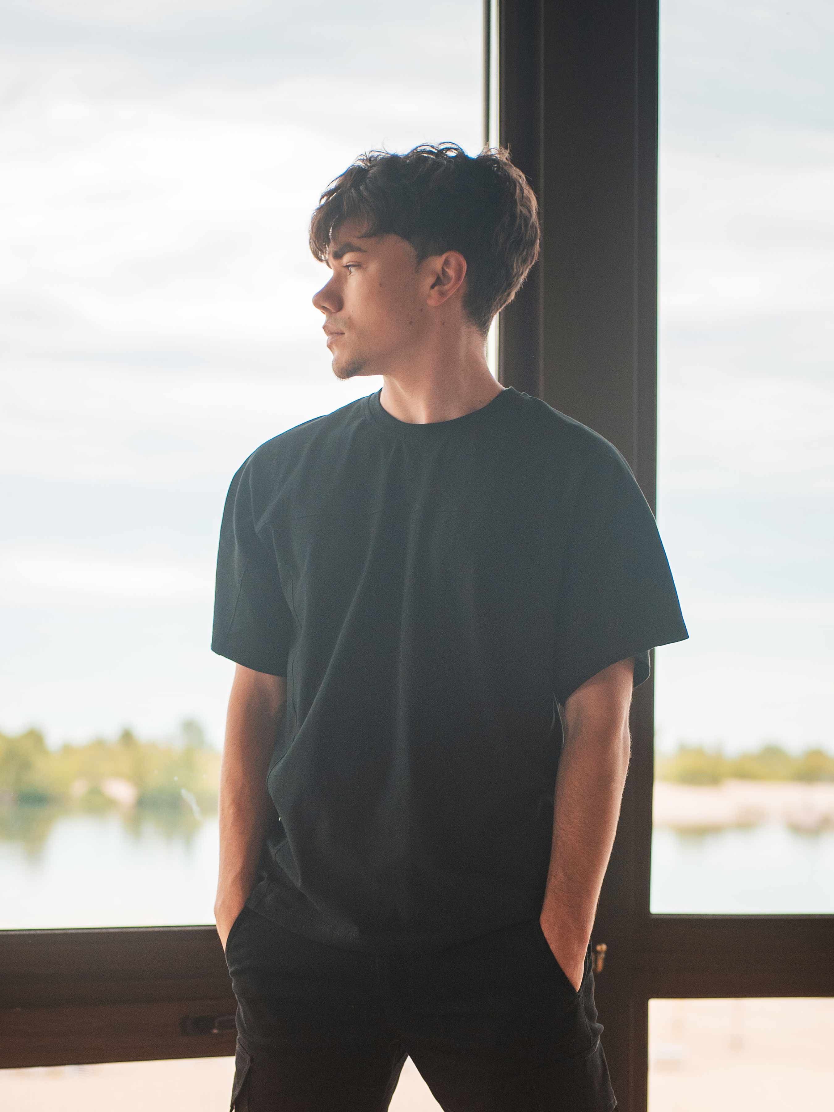 Футболка Оверсайзова Ronin Custom Wear S чорний
Футболка Оверсайзова Ronin Custom Wear S чорний