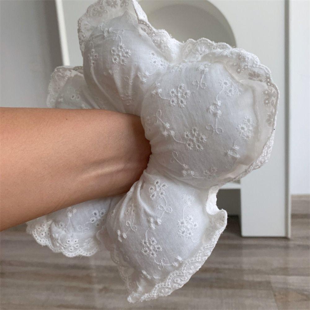 Cloth Embroidery Large Hair Scrunchies Sponge Exaggerated Hair Rope Lace Flower Scrunchies girl Style 2
Cloth Embroidery Large Hair Scrunchies Sponge Exaggerated Hair Rope Lace Flower Scrunchies girl Style 2