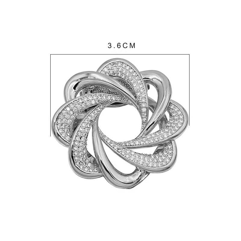 Luxury Silk Scarf Brooch & Knotting Buckle - Women s High-Grade Corsage Pin Accessory
Luxury Silk Scarf Brooch & Knotting Buckle - Women s High-Grade Corsage Pin Accessory