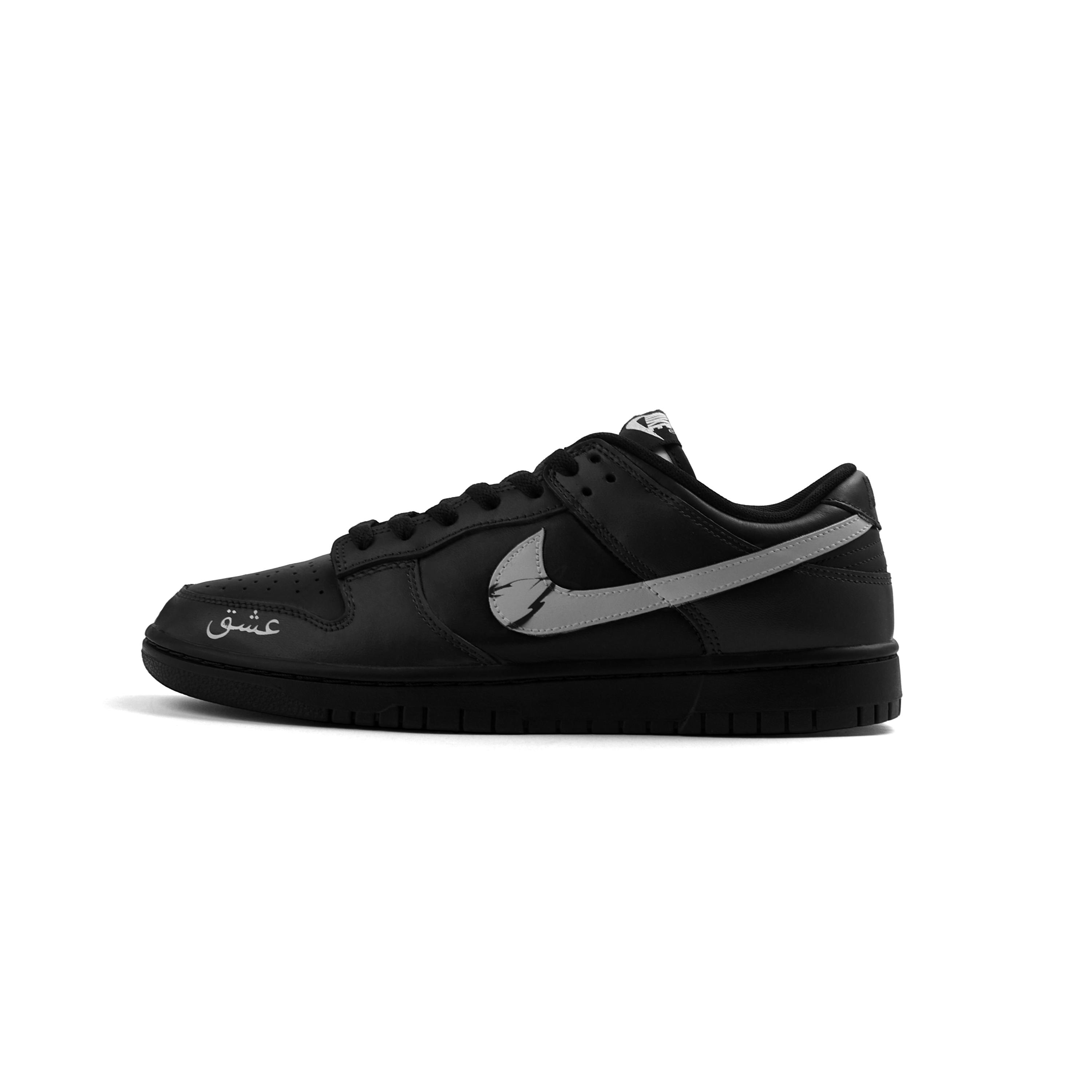 Nike Dunk Abrasion Resistant Low top Skateboard Shoes Unisex Black HF5441-100(Team825-) 39
Nike Dunk Abrasion Resistant Low top Skateboard Shoes Unisex Black HF5441-100(Team825-) 39