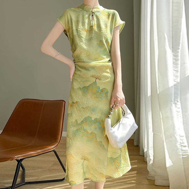Retro New Chinese Style Silk Cotton Dress for Women with High-end Standing Collar Button Chinese Style Printed Mid-length Base Long Skirt XXL
Retro New Chinese Style Silk Cotton Dress for Women with High-end Standing Collar Button Chinese Style Printed Mid-length Base Long Skirt XXL