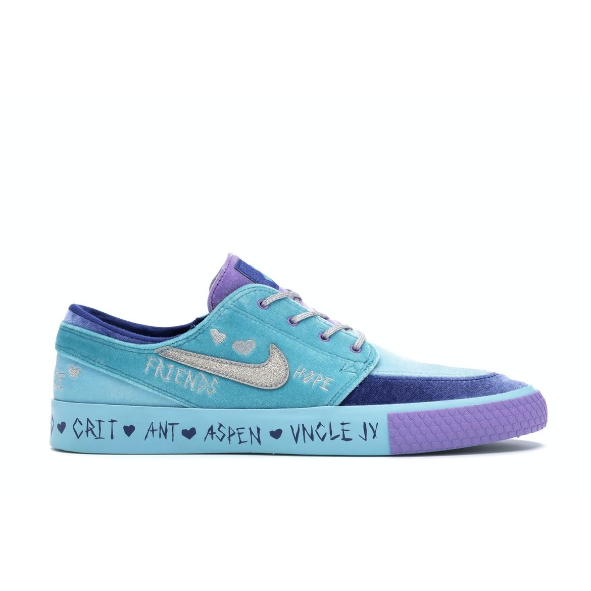 Кроссовки унисекс Nike SB Zoom Janoski RM Doernbecher 2019 Blue Blue-Gaze Deep-Royal-Blue CV2365-400
Кроссовки унисекс Nike SB Zoom Janoski RM Doernbecher 2019 Blue Blue-Gaze Deep-Royal-Blue CV2365-400