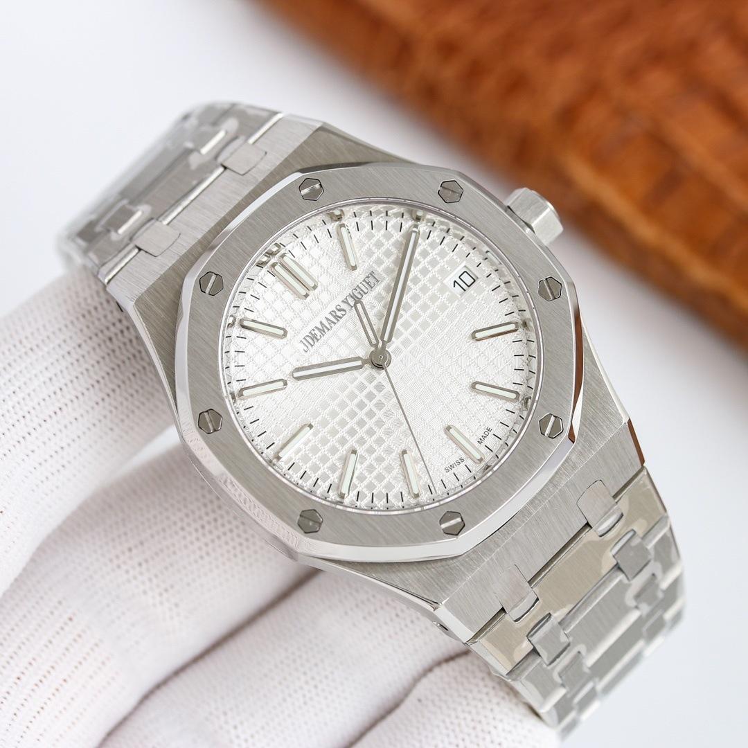 AP Royal Oak Автоматичний Світловий Чоловічий Сталевий Наручний Годинник з Прозорим Дизайном
AP Royal Oak Автоматичний Світловий Чоловічий Сталевий Наручний Годинник з Прозорим Дизайном