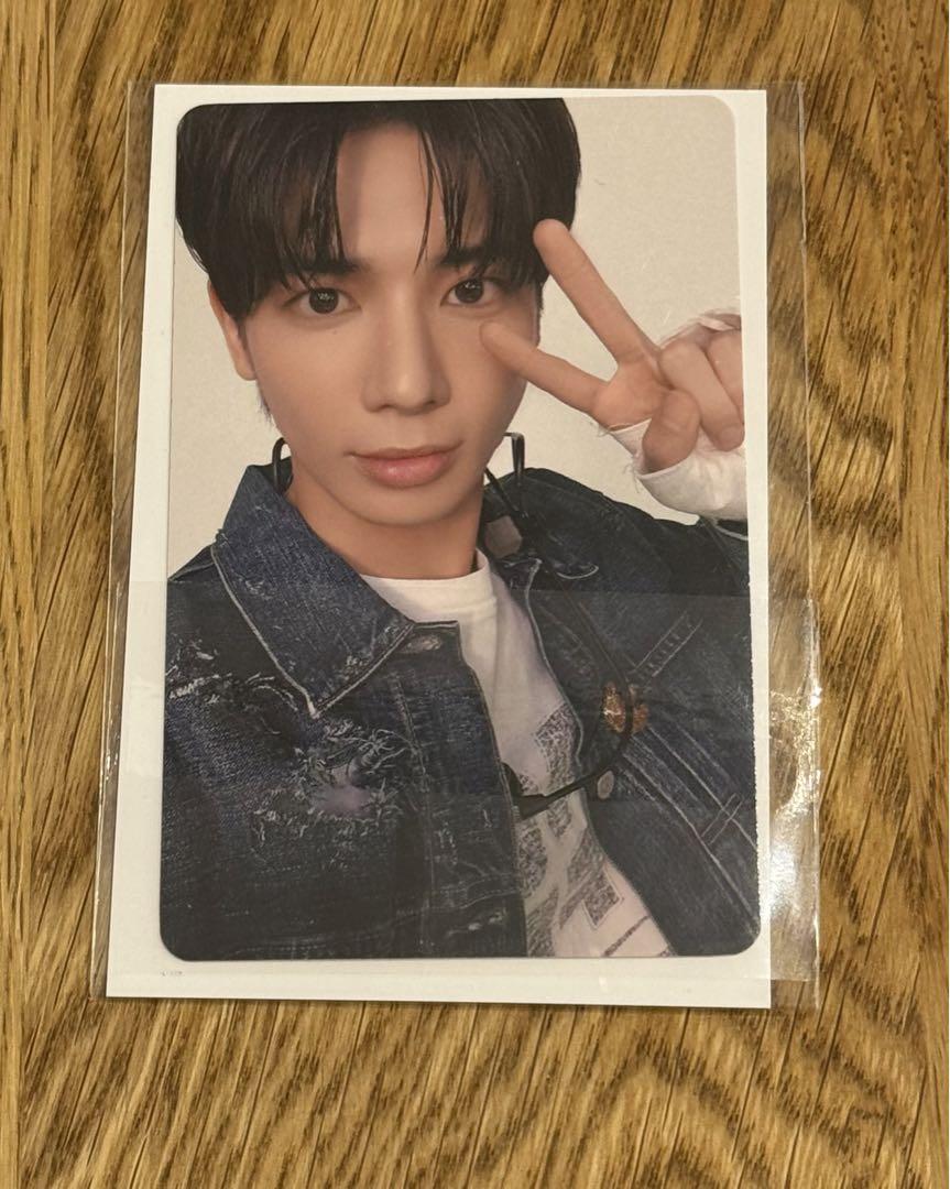 TXT TAEHYUN HYPER FOCUS VR CONCERT CGV Cinema Benefit Photo Card Piece ver KOREA Movie Limited New TOMORROW x TOGETHER
TXT TAEHYUN HYPER FOCUS VR CONCERT CGV Cinema Benefit Photo Card Piece ver KOREA Movie Limited New TOMORROW x TOGETHER