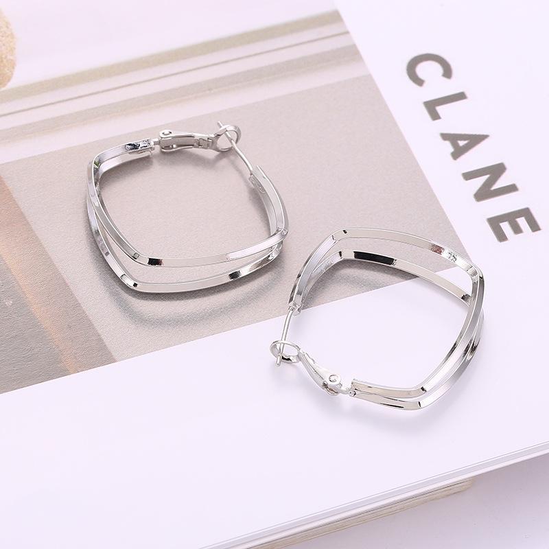 Female Personality Fashion Square Double Line Earrings срібний
Female Personality Fashion Square Double Line Earrings срібний