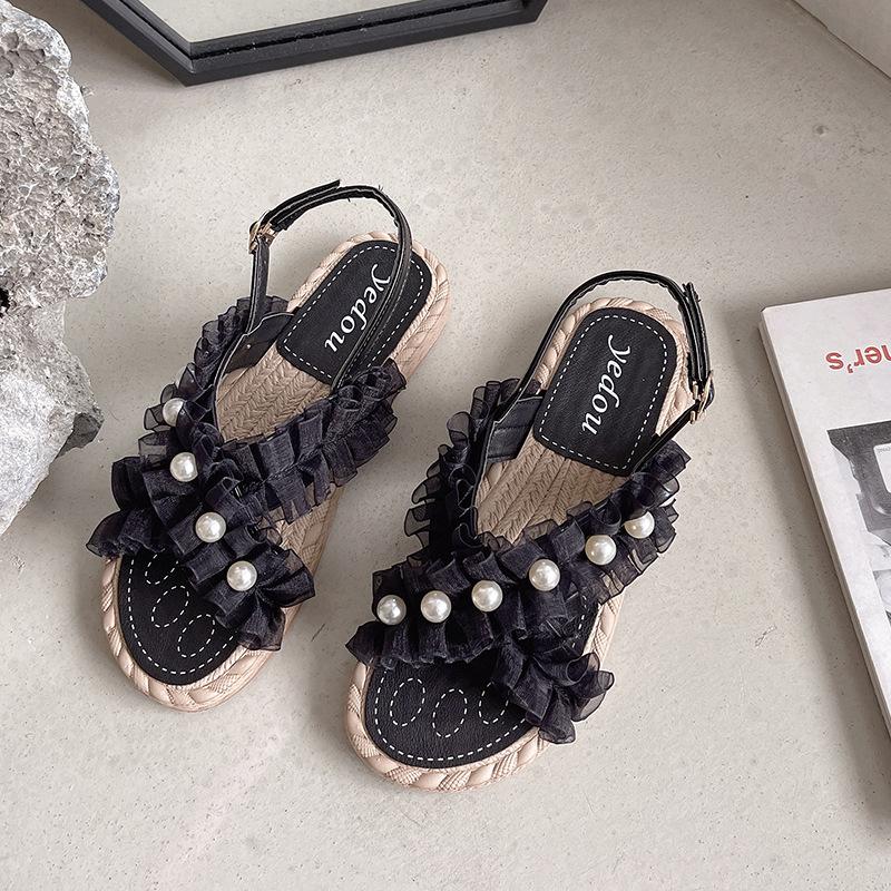 Platform sandals women s 2025 summer new one-word buckle with muffin soft-soled female students beach casual sandals women 35
Platform sandals women s 2025 summer new one-word buckle with muffin soft-soled female students beach casual sandals women 35