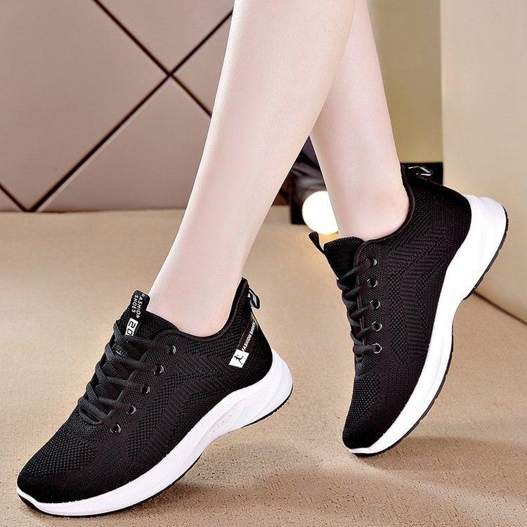 2025 мода літо та осінь нові дихаючі зручні повсякденні спортивні туфлі жіночі мафіни м яка підошва модні кросівки для бігу 40 чорний
2025 мода літо та осінь нові дихаючі зручні повсякденні спортивні туфлі жіночі мафіни м яка підошва модні кросівки для бігу 40 чорний