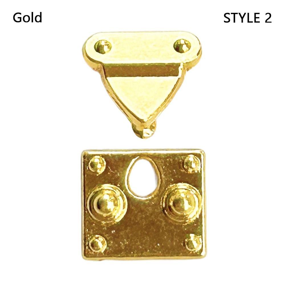 5/10pcs New Mini Metal Crafts Lock Multi-colors DIY Manual Luggage Trunk Lock DIY Doll Accessories Style 1 золотой
5/10pcs New Mini Metal Crafts Lock Multi-colors DIY Manual Luggage Trunk Lock DIY Doll Accessories Style 1 золотой