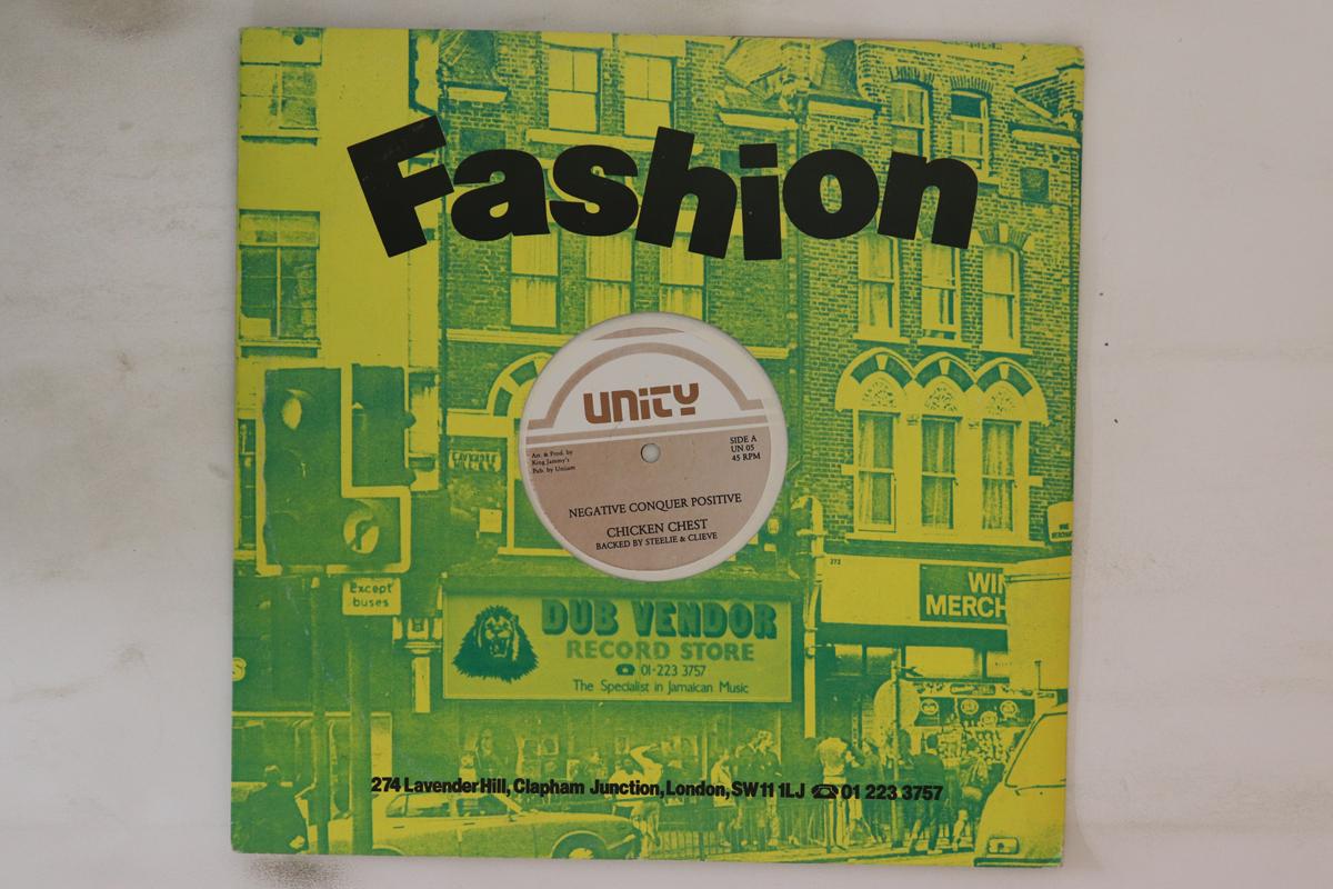 12inch Record CHICKEN CHEST / D.C. NINJAN - Negative Conquer Positive / Don t B UN05 Unity Sounds 1988 UK Reggae, Ska & Dub Used
12inch Record CHICKEN CHEST / D.C. NINJAN - Negative Conquer Positive / Don t B UN05 Unity Sounds 1988 UK Reggae, Ska & Dub Used