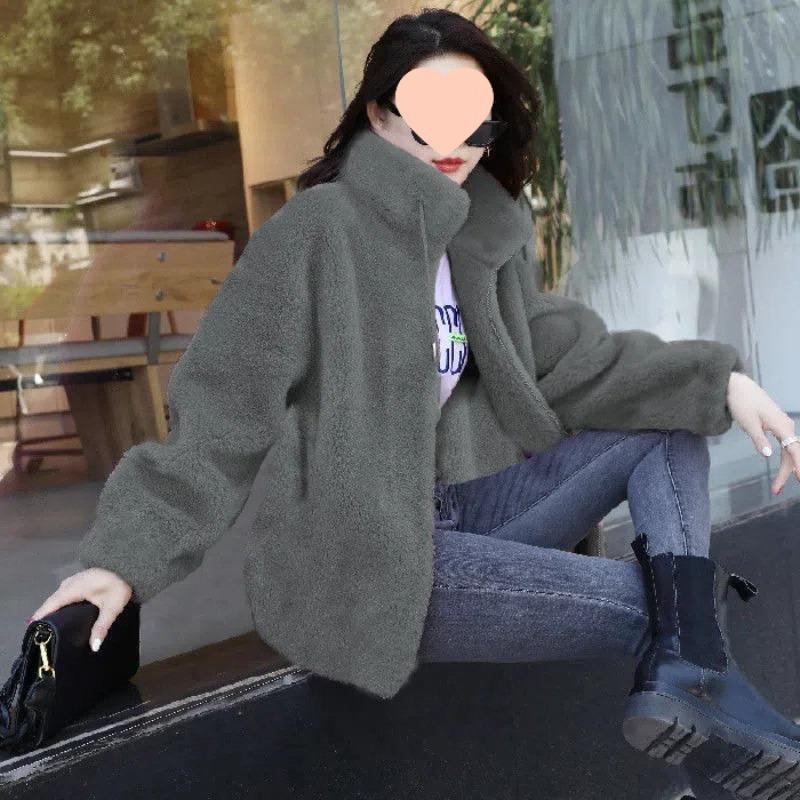 Fleece thickened jacket women s tide winter double-sided fleece warm turtleneck sweater women s cardigan zipper fleece clothes women s M
Fleece thickened jacket women s tide winter double-sided fleece warm turtleneck sweater women s cardigan zipper fleece clothes women s M