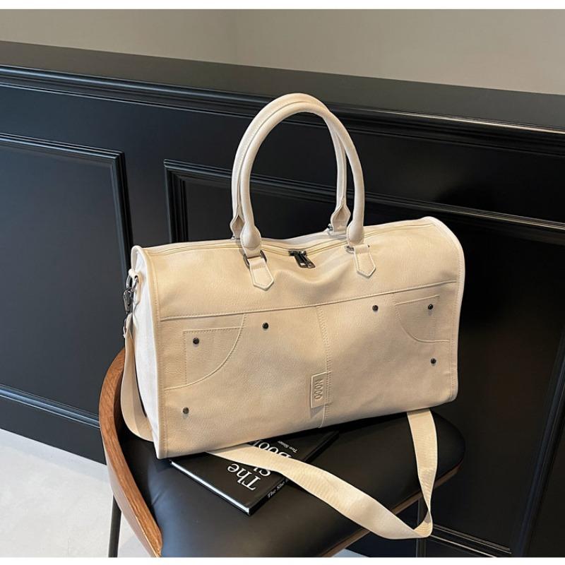 Large-capacity luggage women s new versatile casual contrasting color shoulder messenger bag short-distance travel bag
Large-capacity luggage women s new versatile casual contrasting color shoulder messenger bag short-distance travel bag