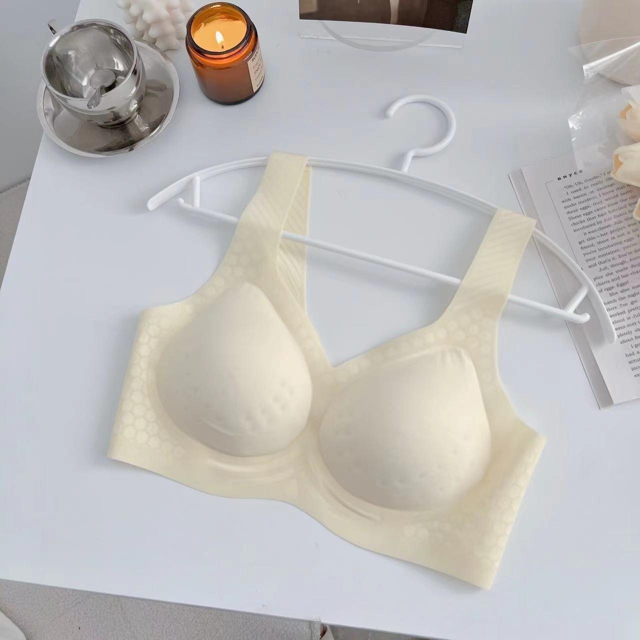 Black Technology Ice Mask Jelly Glue Seamless Underwear Women s Nude Vest Style Breast Enhancement Bra Without Rims M бежевий
Black Technology Ice Mask Jelly Glue Seamless Underwear Women s Nude Vest Style Breast Enhancement Bra Without Rims M бежевий