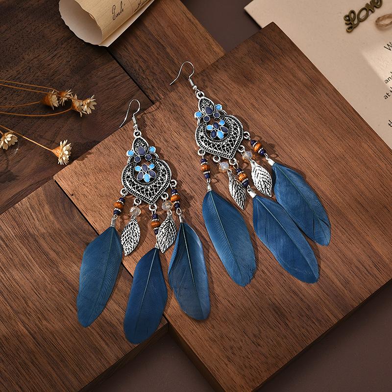 Bohemian Feather Leaf Geometric Heart Long Earrings For Women Enamel Flower Beads Crystal Handmade Drop Dangle Boho Earrings темно-синього кольору
Bohemian Feather Leaf Geometric Heart Long Earrings For Women Enamel Flower Beads Crystal Handmade Drop Dangle Boho Earrings темно-синього кольору