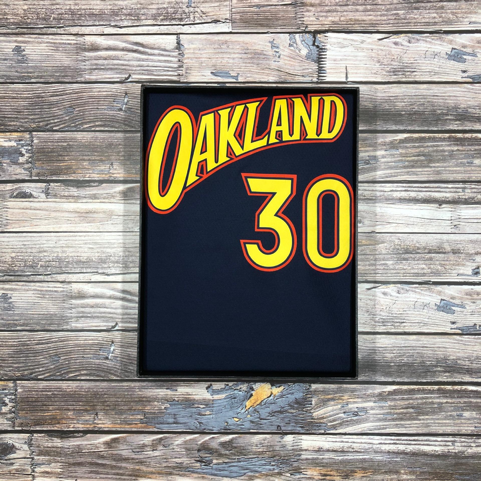 Карри Нет. Джерси 30 Retro City Edition, посвященное 75-летию No. 11 Thompson Hot Press Sports Баскетбольная тренировочная майка
Карри Нет. Джерси 30 Retro City Edition, посвященное 75-летию No. 11 Thompson Hot Press Sports Баскетбольная тренировочная майка