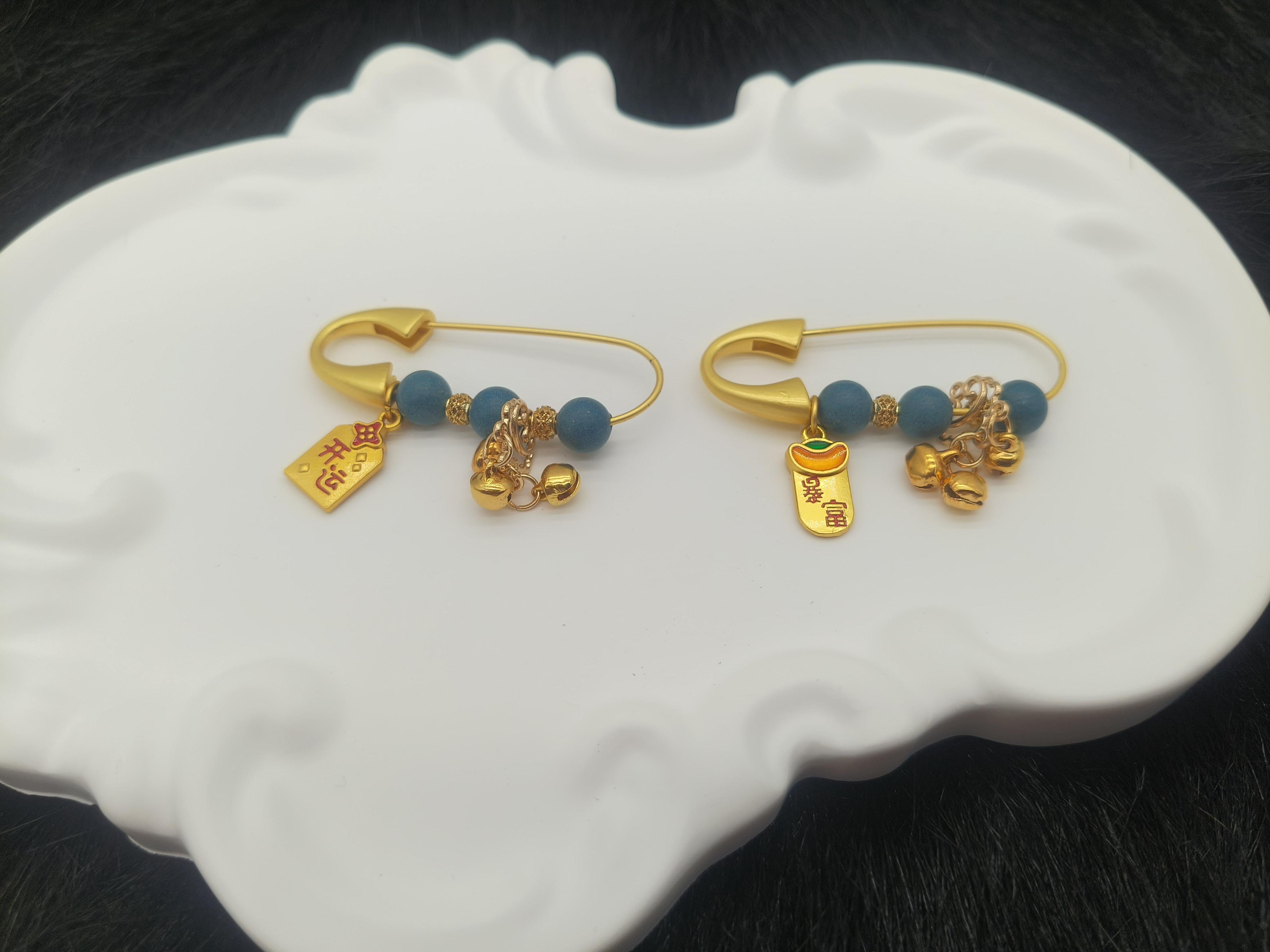 Blue-Gold Zen Calm Incense Brooch
Blue-Gold Zen Calm Incense Brooch