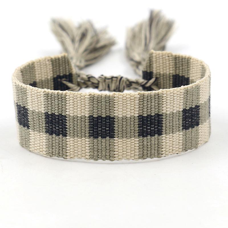 Light-Colored Woven Ribbon Bracelet with Customizable Embroidery, Tassels, and 104 Color Options - Ethnic Style for DIY Enthusiasts
Light-Colored Woven Ribbon Bracelet with Customizable Embroidery, Tassels, and 104 Color Options - Ethnic Style for DIY Enthusiasts