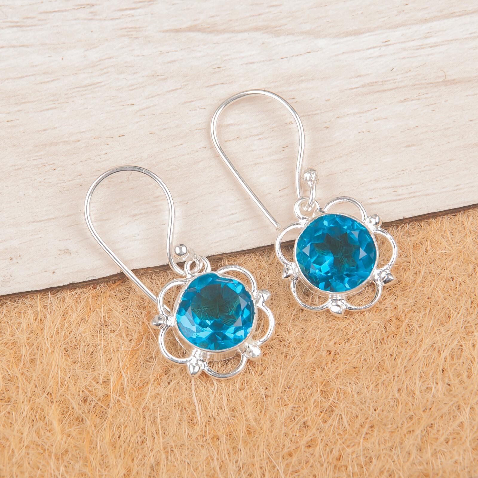 Швейцарский голубой топаз драгоценный камень 925 стерлинговое серебро ювелирные изделия ручной работы серьги 1,40 EE-56-7
Швейцарский голубой топаз драгоценный камень 925 стерлинговое серебро ювелирные изделия ручной работы серьги 1,40 EE-56-7