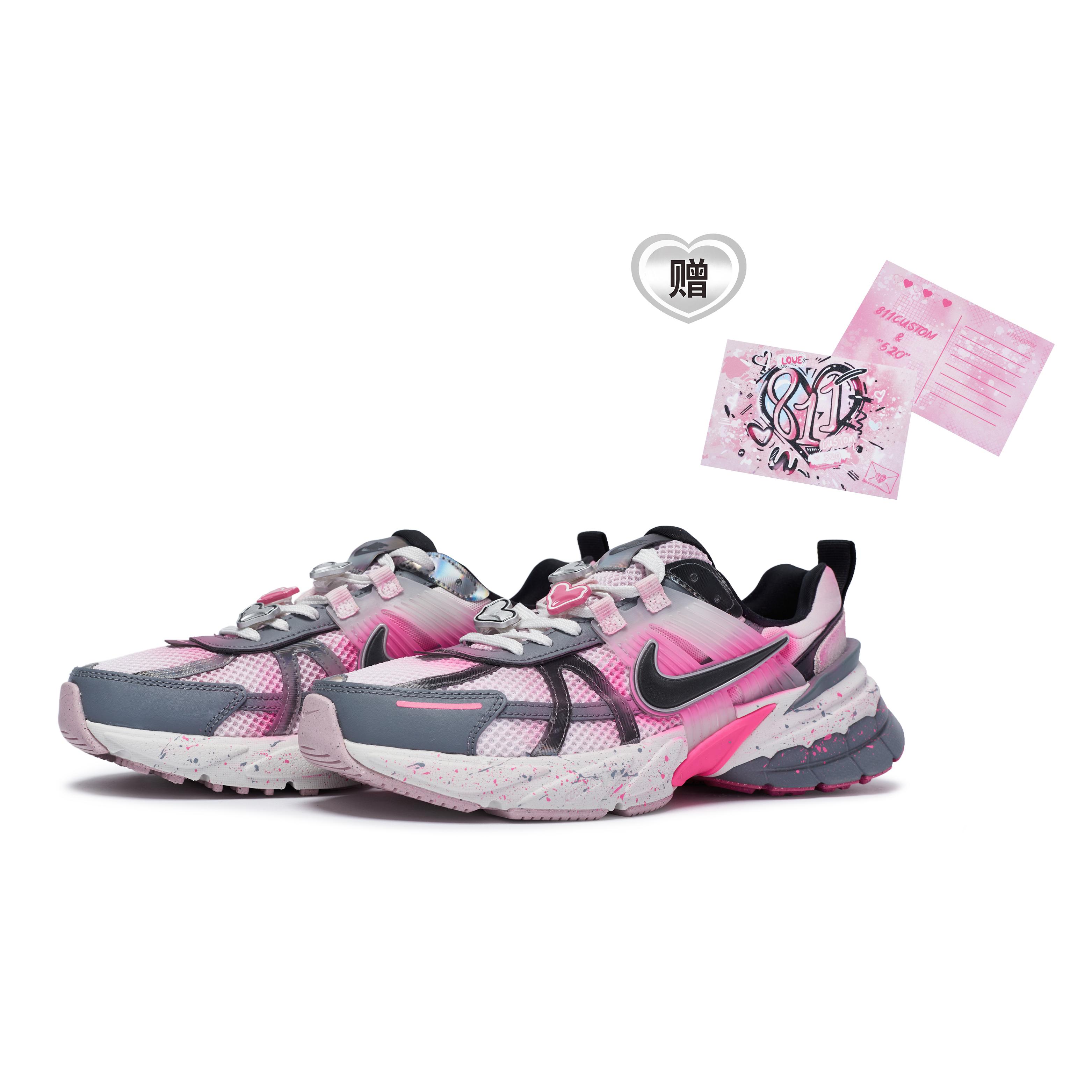Nike V2K Run Low top Running Shoes Women s Pink Gray FZ5061-100(Team80-) 35.5
Nike V2K Run Low top Running Shoes Women s Pink Gray FZ5061-100(Team80-) 35.5