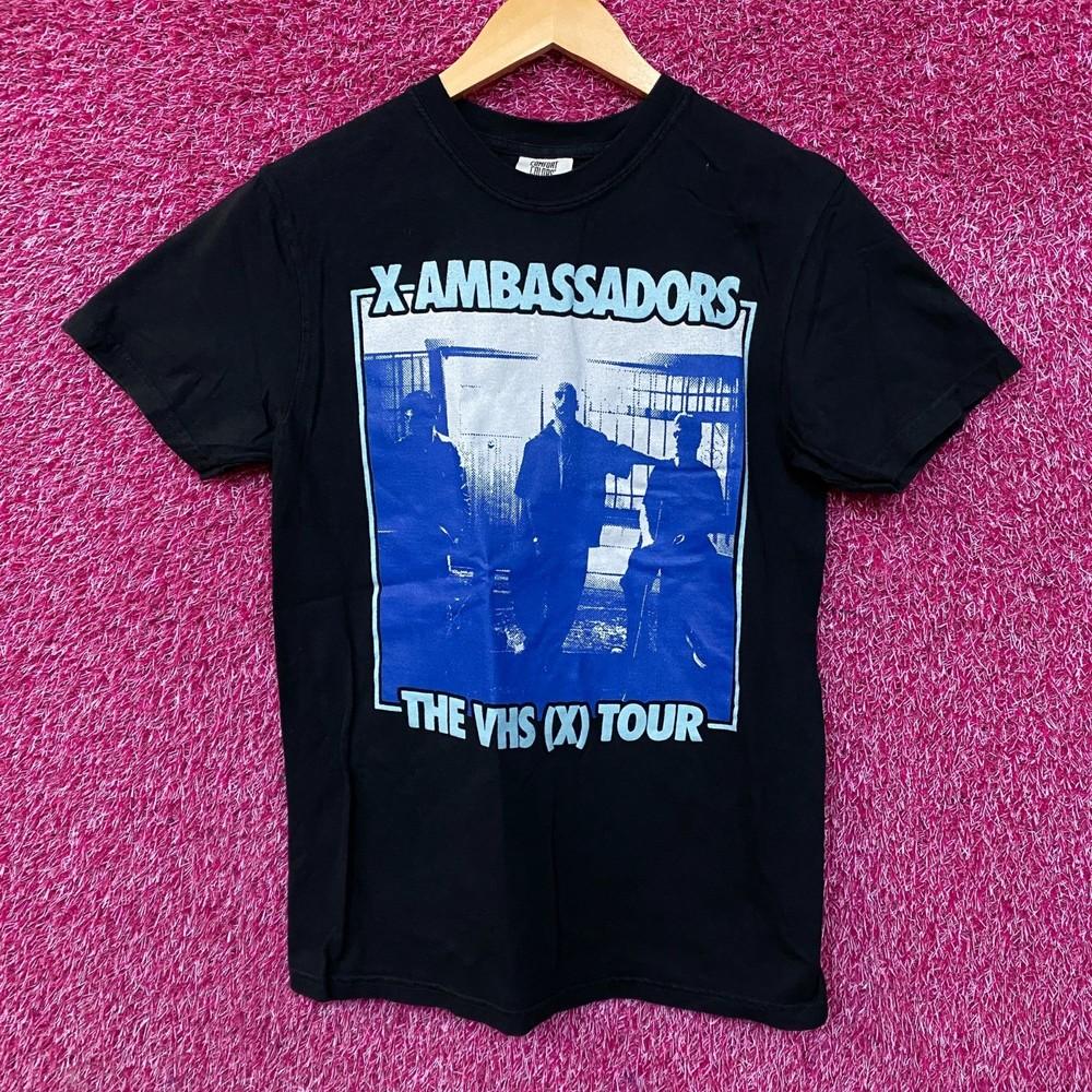 Comfort Colors X Ambassadors The VHS X Tour Graphic Tshirt Small Unisex T-Shirt S
Comfort Colors X Ambassadors The VHS X Tour Graphic Tshirt Small Unisex T-Shirt S