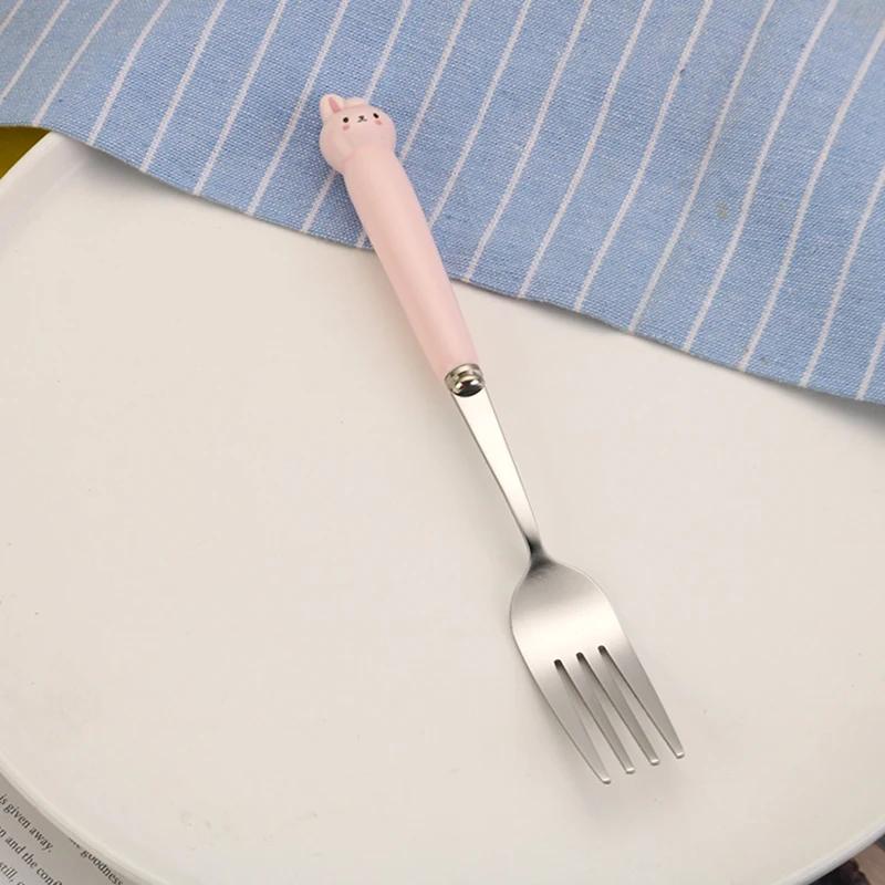 Набор детских столовых приборов с мультяшным медведем и драконом, ложка, вилка, палочки для еды, милый портативный столовый прибор из нержавеющей стали для детей, в школу
Набор детских столовых приборов с мультяшным медведем и драконом, ложка, вилка, палочки для еды, милый портативный столовый прибор из нержавеющей стали для детей, в школу