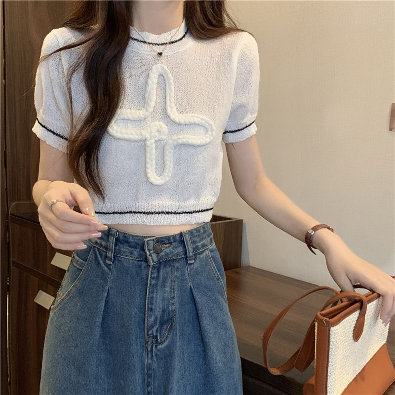 Белый вязаный свитер с короткими рукавами для женщин, летний уникальный и шикарный темперамент, нежный стиль, чистый свитер желания L
Белый вязаный свитер с короткими рукавами для женщин, летний уникальный и шикарный темперамент, нежный стиль, чистый свитер желания L