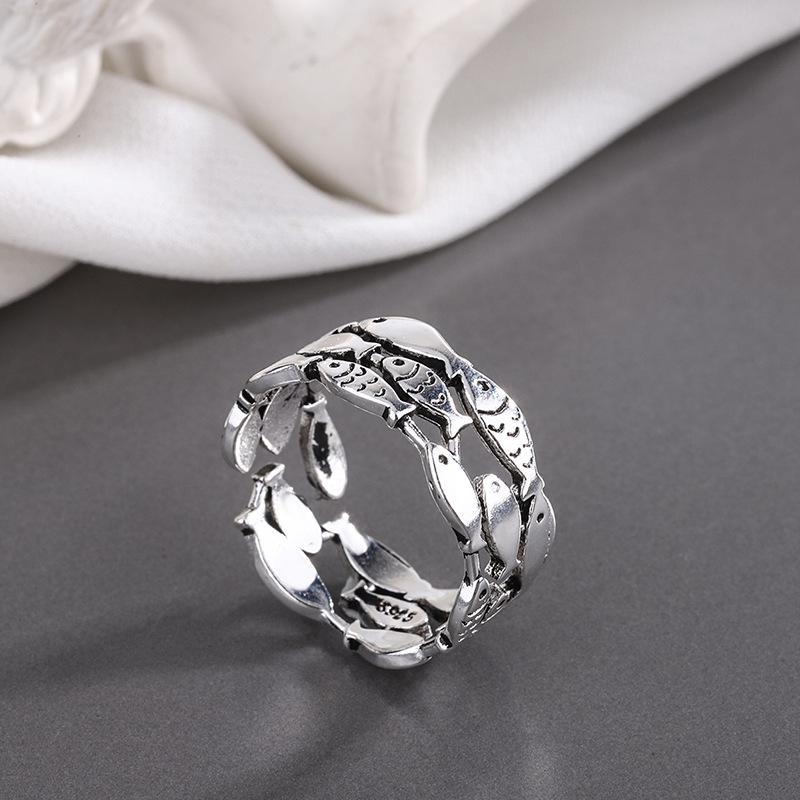 Мужское кольцо на указательный палец из серебра 925 пробы — модный стиль, вдохновленный знаменитостями из Интернета, простое, но высококачественное.
Мужское кольцо на указательный палец из серебра 925 пробы — модный стиль, вдохновленный знаменитостями из Интернета, простое, но высококачественное.