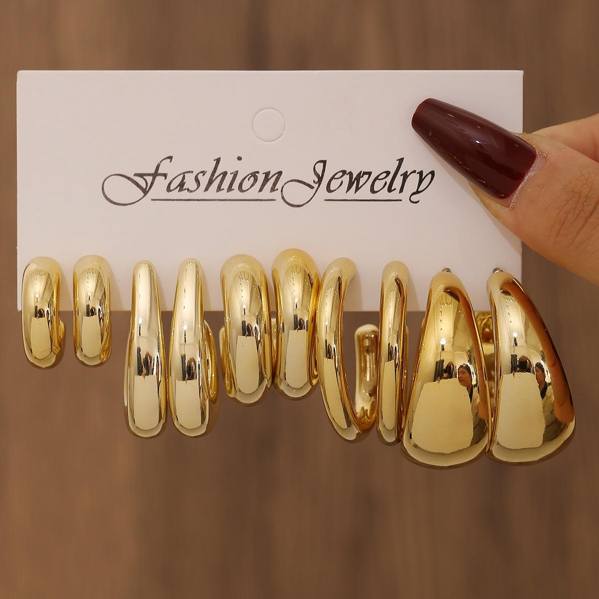 Hot-selling geometric ring multi-shape design earring set, personalized exaggeration CCB earrings are elegant
Hot-selling geometric ring multi-shape design earring set, personalized exaggeration CCB earrings are elegant