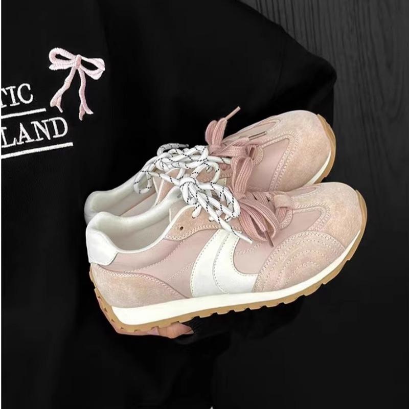 2025 новая цветовая гамма немецкие тренировочные кроссовки женские на платформе удобные для бега спортивные повседневные кроссовки универсальные вафельные кроссовки Forrest Gump тренд 40 розовый
2025 новая цветовая гамма немецкие тренировочные кроссовки женские на платформе удобные для бега спортивные повседневные кроссовки универсальные вафельные кроссовки Forrest Gump тренд 40 розовый