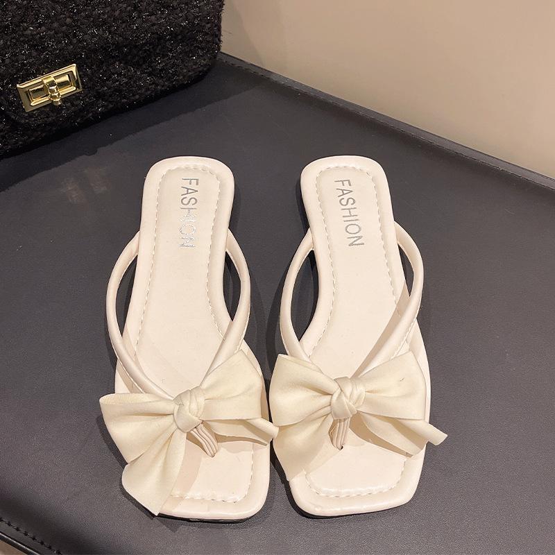 Шлепанцы на плоской подошве, женские летние, для улицы, модные вьетнамки, простые, не натирающие, нескользящие, для ванной, пляжа 42
Шлепанцы на плоской подошве, женские летние, для улицы, модные вьетнамки, простые, не натирающие, нескользящие, для ванной, пляжа 42