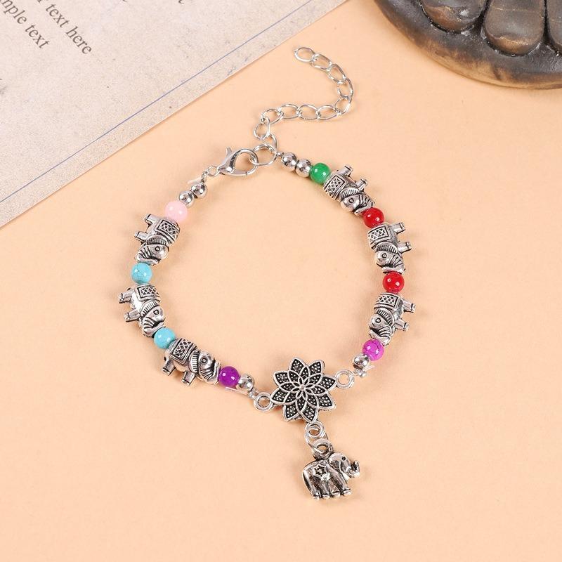 Плетеный вручную браслет Юньнань женский винтажный богемный цветной с колокольчиками тибетский браслет аксессуары Сицзан
Плетеный вручную браслет Юньнань женский винтажный богемный цветной с колокольчиками тибетский браслет аксессуары Сицзан