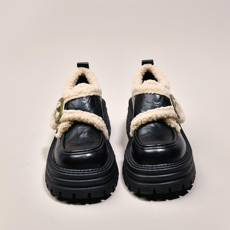 Версия из коровьей кожи платформа маленькие кожаные туфли женские 2025 осень и зима бархатные лоферы новые однопедальные ленивые лоферы 40 чёрный
Версия из коровьей кожи платформа маленькие кожаные туфли женские 2025 осень и зима бархатные лоферы новые однопедальные ленивые лоферы 40 чёрный