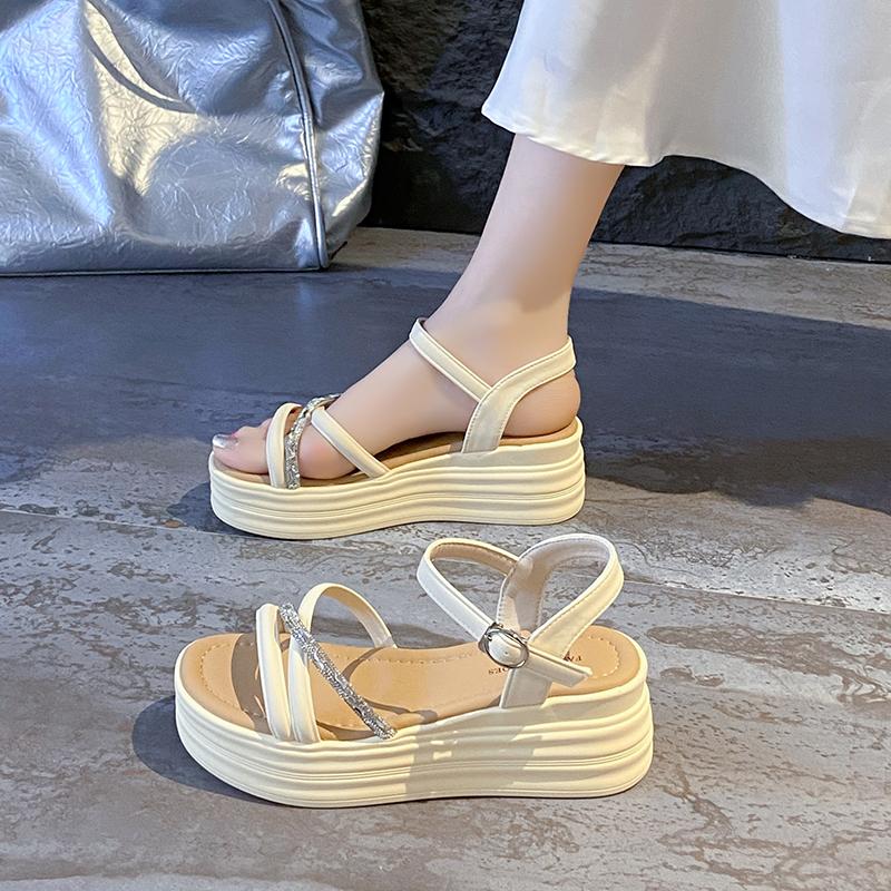 Fashion CRLAYDK Women s Sandals Open Toe Cross Strap Buckle Slides for Summer Walking Ladies Outdoor Beach Travel Dressy Slippers 35
Fashion CRLAYDK Women s Sandals Open Toe Cross Strap Buckle Slides for Summer Walking Ladies Outdoor Beach Travel Dressy Slippers 35