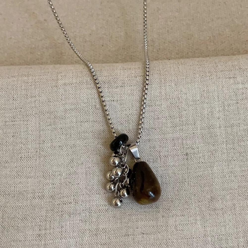 Retro Grape Skewers Sweater Chain Adjustable Gradient Pendant Minimalist Korean Style Women Autumn and Winter Accessories
Retro Grape Skewers Sweater Chain Adjustable Gradient Pendant Minimalist Korean Style Women Autumn and Winter Accessories